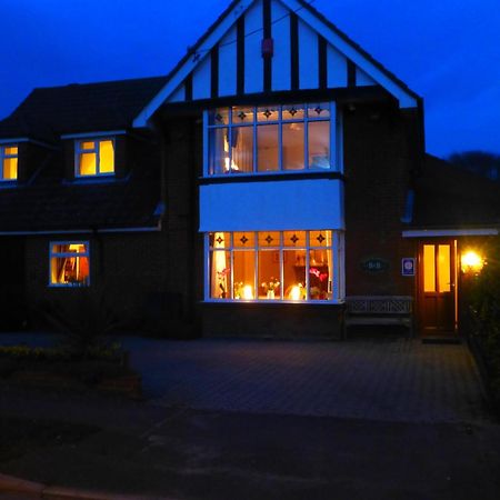Beech Lodge Guest House New Milton Buitenkant foto