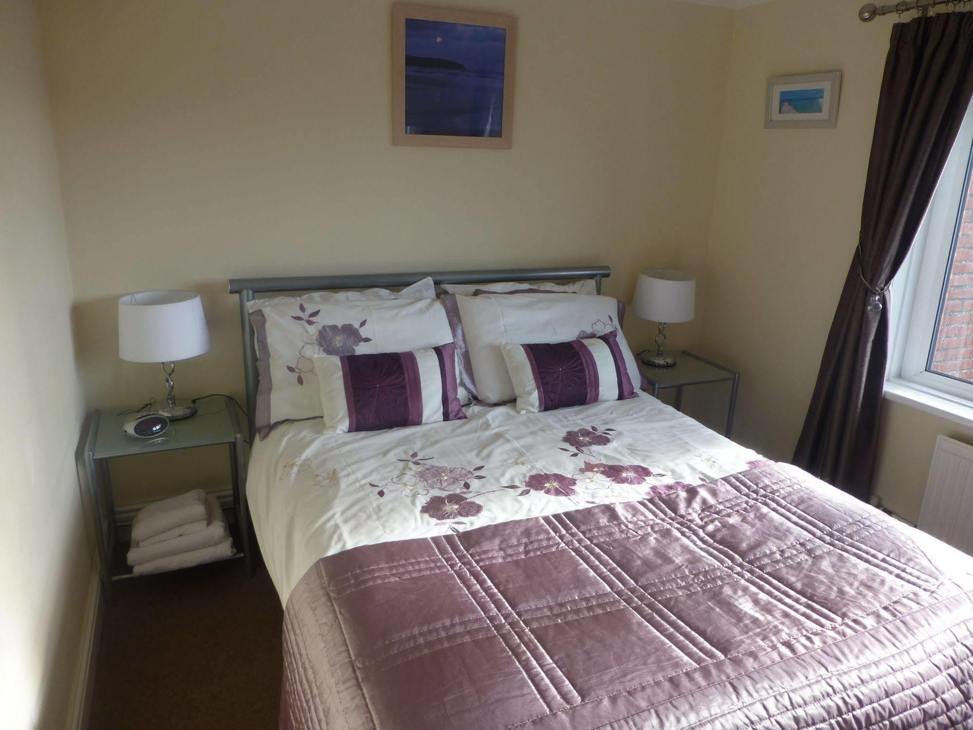 Beech Lodge Guest House New Milton Buitenkant foto