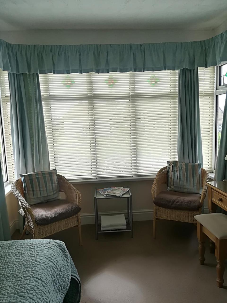 Beech Lodge Guest House New Milton Buitenkant foto